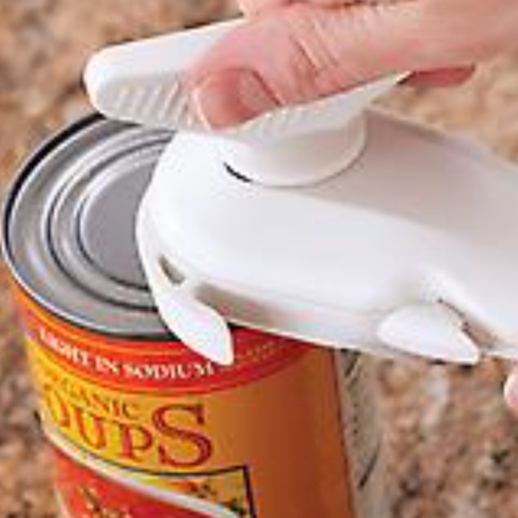 Pampered Chef Kitchen Pampered Chef Smooth Edge Can Opener Poshmark